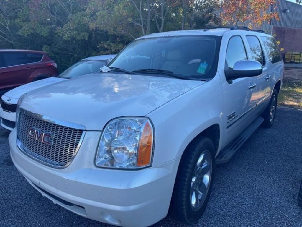 Used 2010 GMC Yukon XL SLT SUV