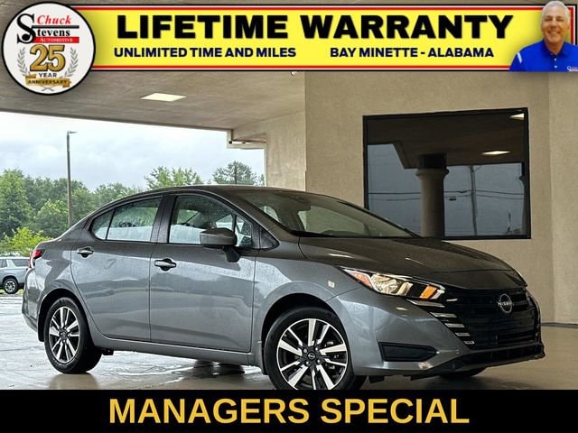 2024 Nissan Versa Sedan SV's photo