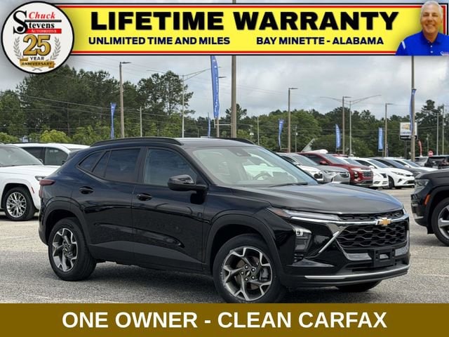 2025 Chevrolet Trax LT's photo