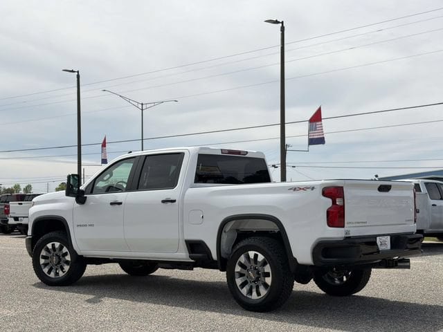 2026 Chevrolet Silverado 2500 HD Custom - Photo 13