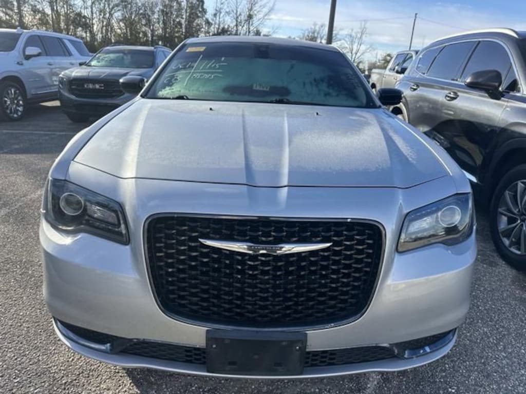 Used 2019 Chrysler 300 Touring Sedan