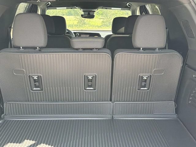 2026 Chevrolet Traverse LT - Photo 12