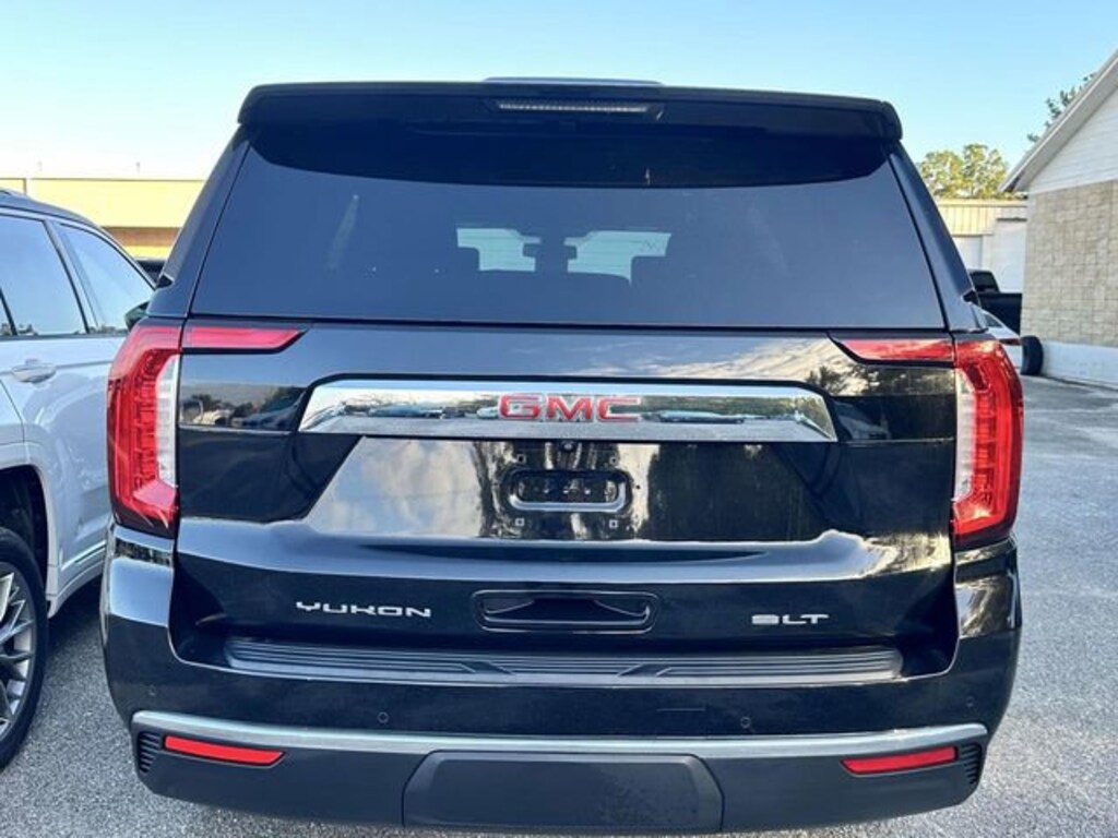 Used 2022 GMC Yukon SLT SUV