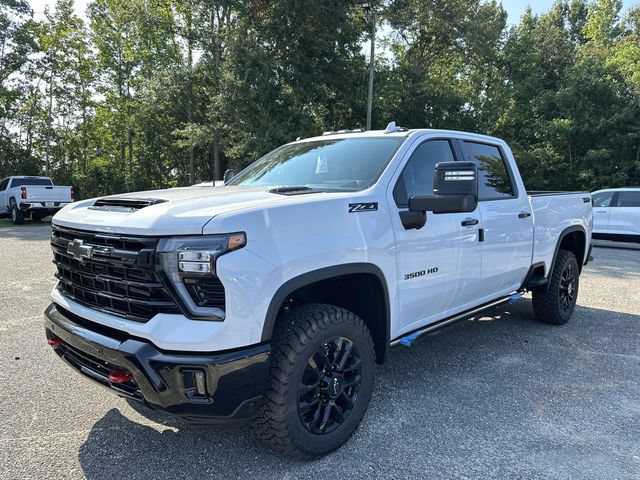 2026 Chevrolet Silverado 3500 HD LTZ - Photo 18