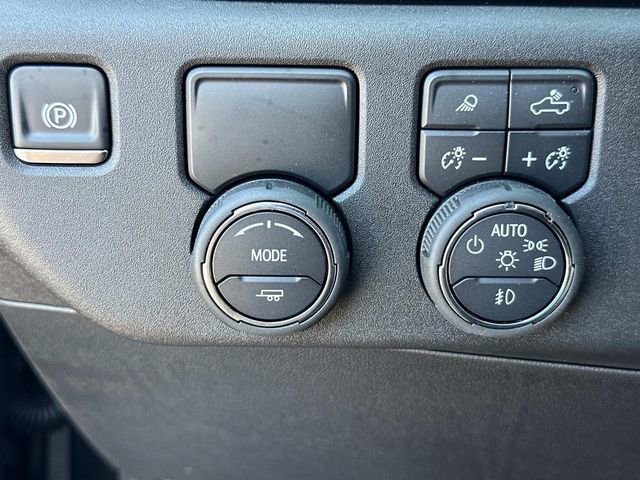2025 Chevrolet Silverado 1500 LTZ - Photo 23