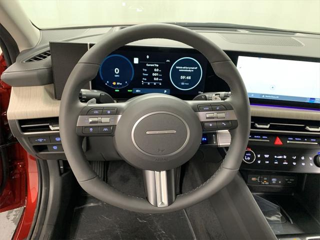 2025 Hyundai Sonata Hybrid Limited photo 4