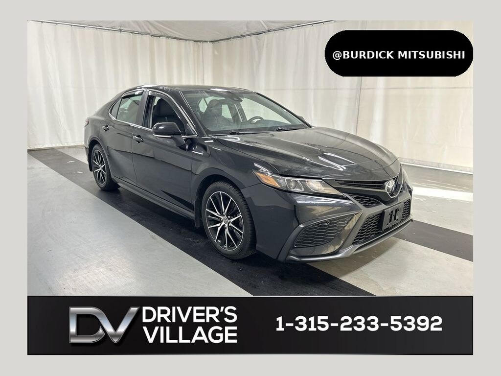 Used 2023 Toyota Camry SE Sedan