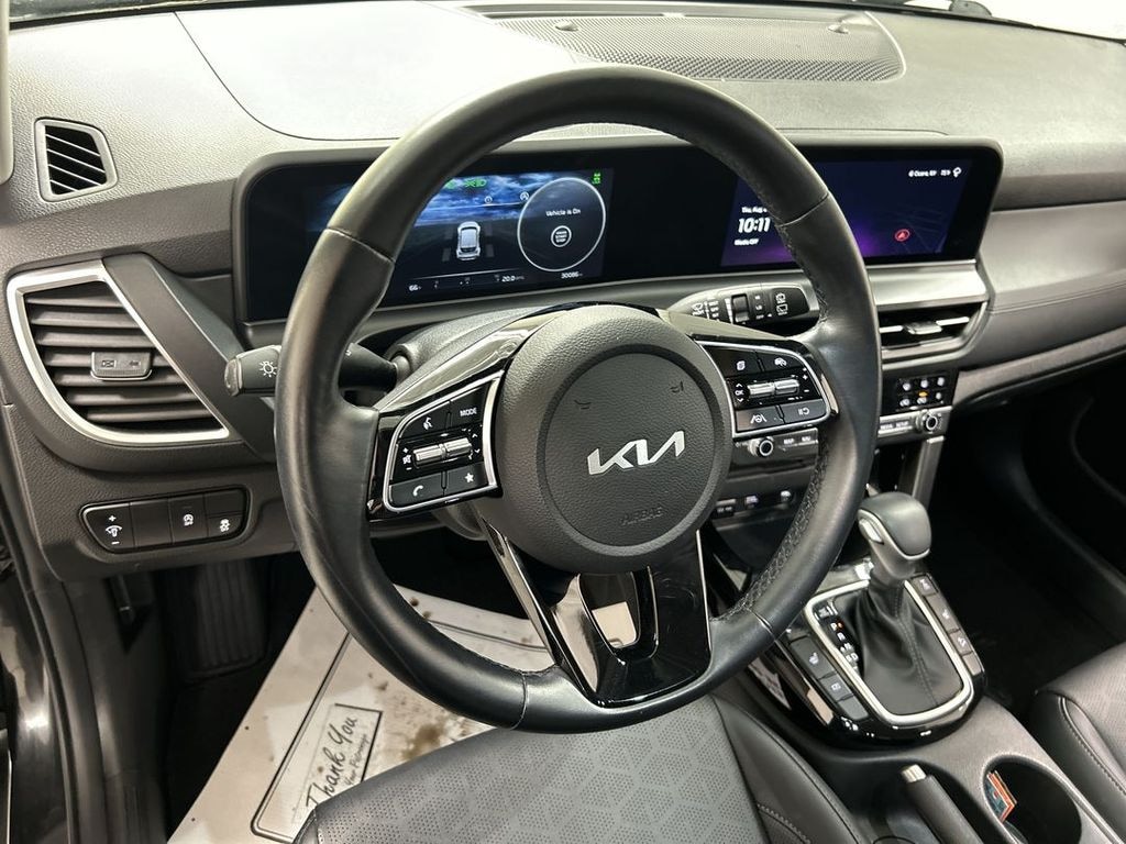 Used 2024 Kia Seltos EX SUV