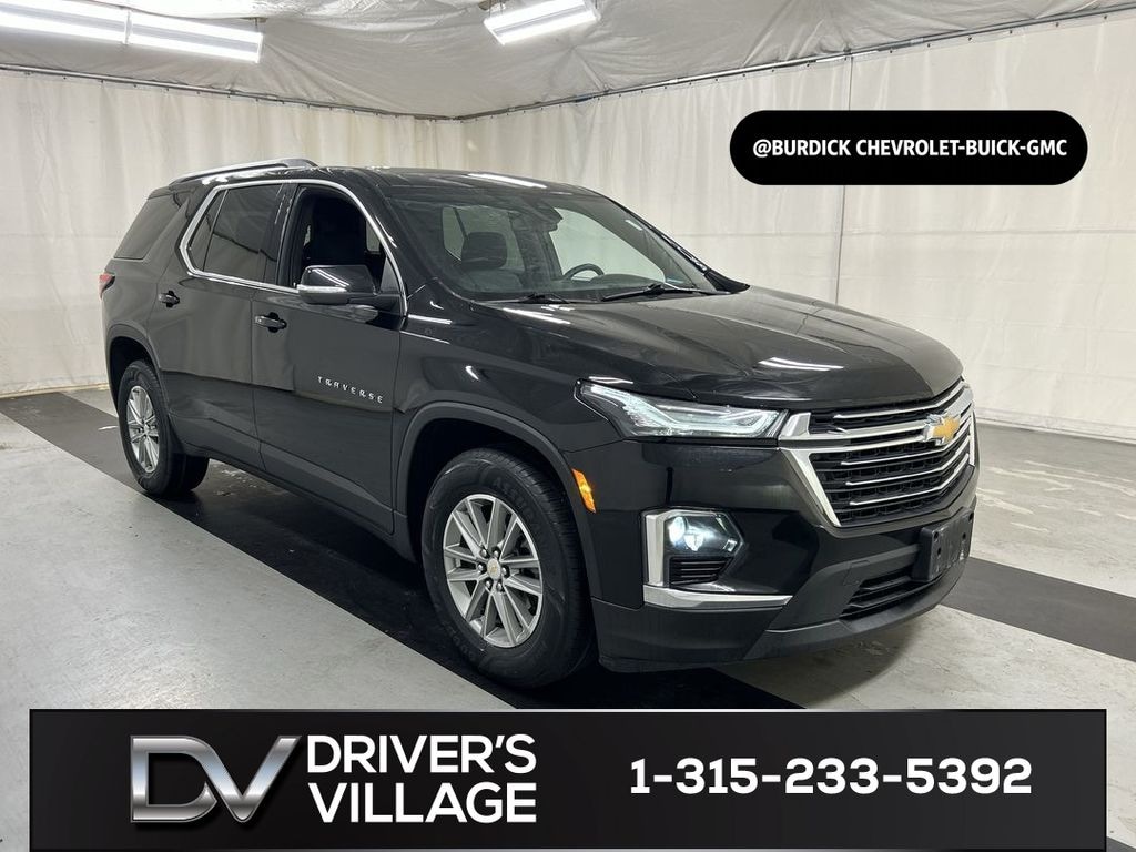 Used 2023 Chevrolet Traverse LT Cloth w/1LT SUV