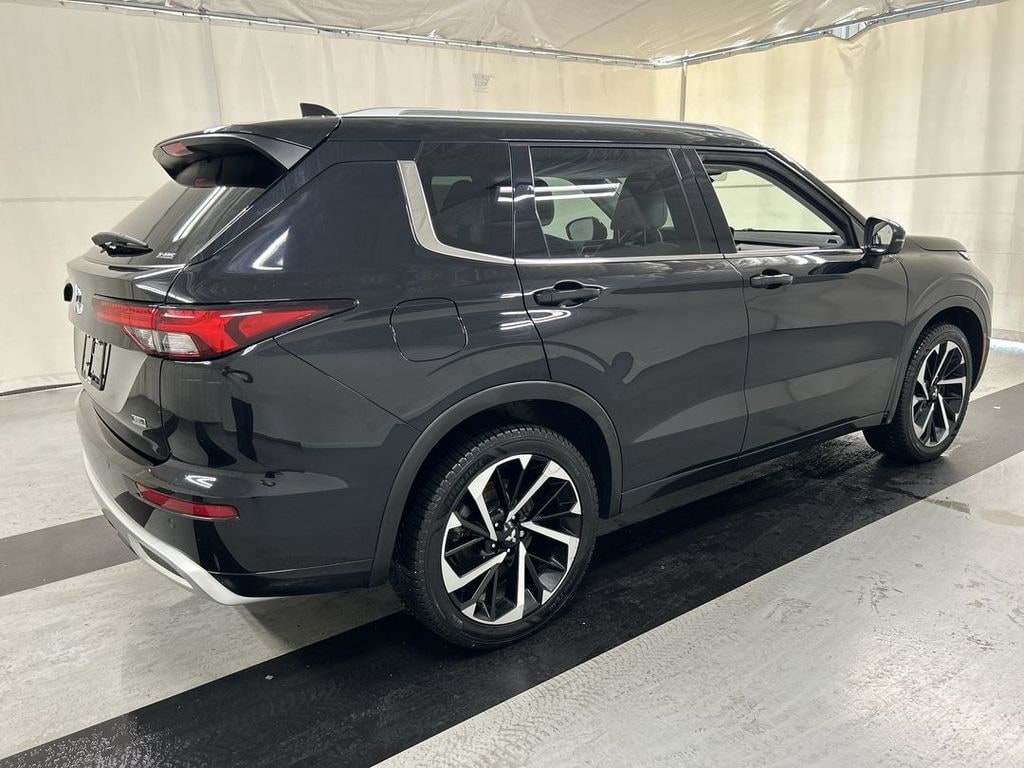 Used 2022 Mitsubishi Outlander SEL Special Edition CUV