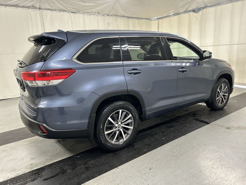 Used 2018 Toyota Highlander XLE V6 SUV