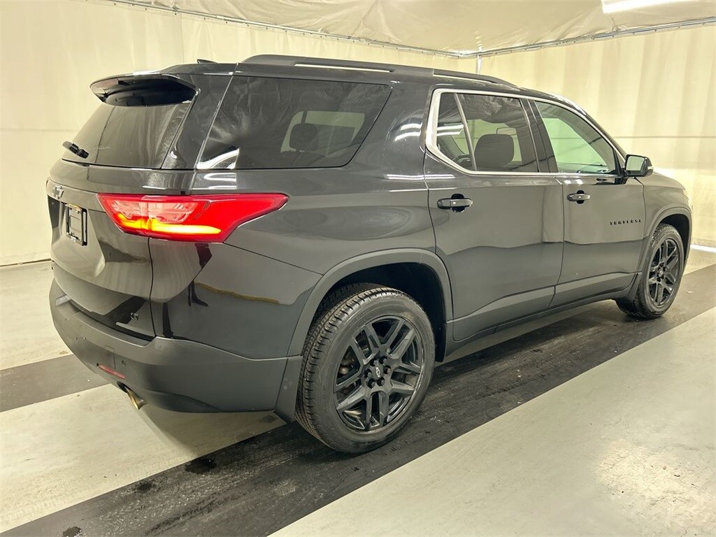 Used 2021 Chevrolet Traverse LT Cloth w/1LT SUV