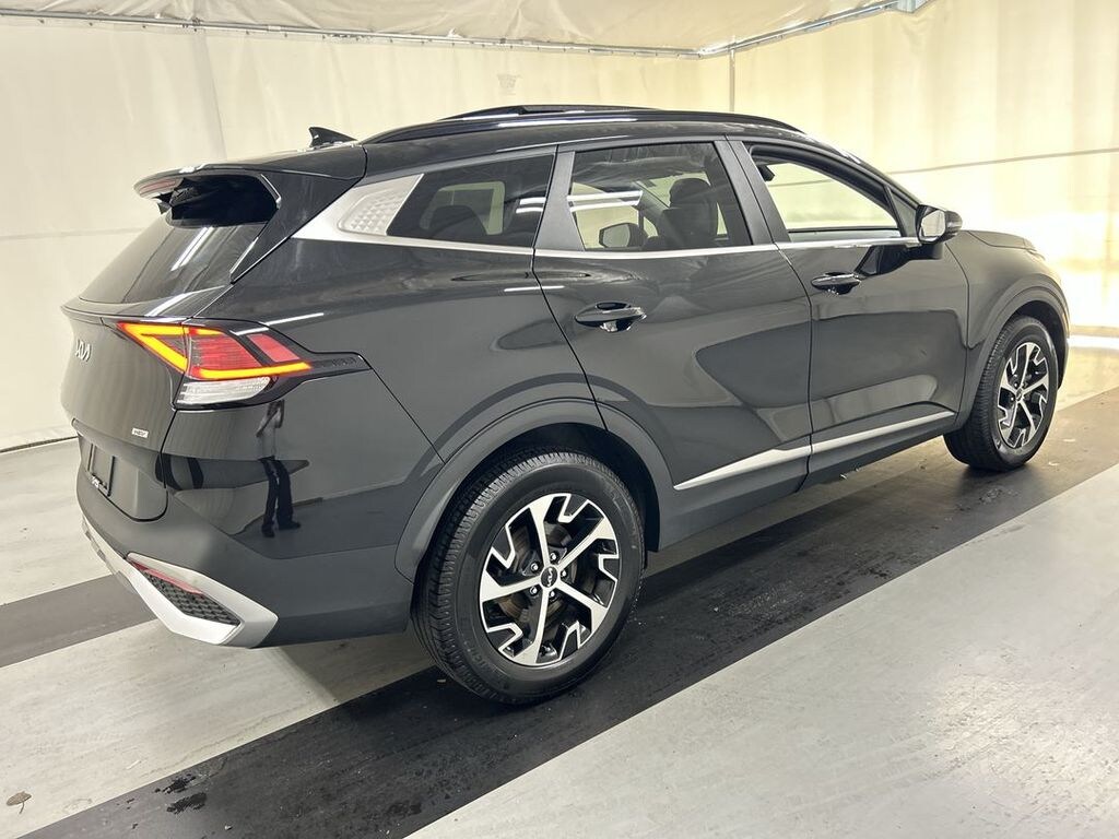 Used 2023 Kia Sportage Hybrid EX SUV