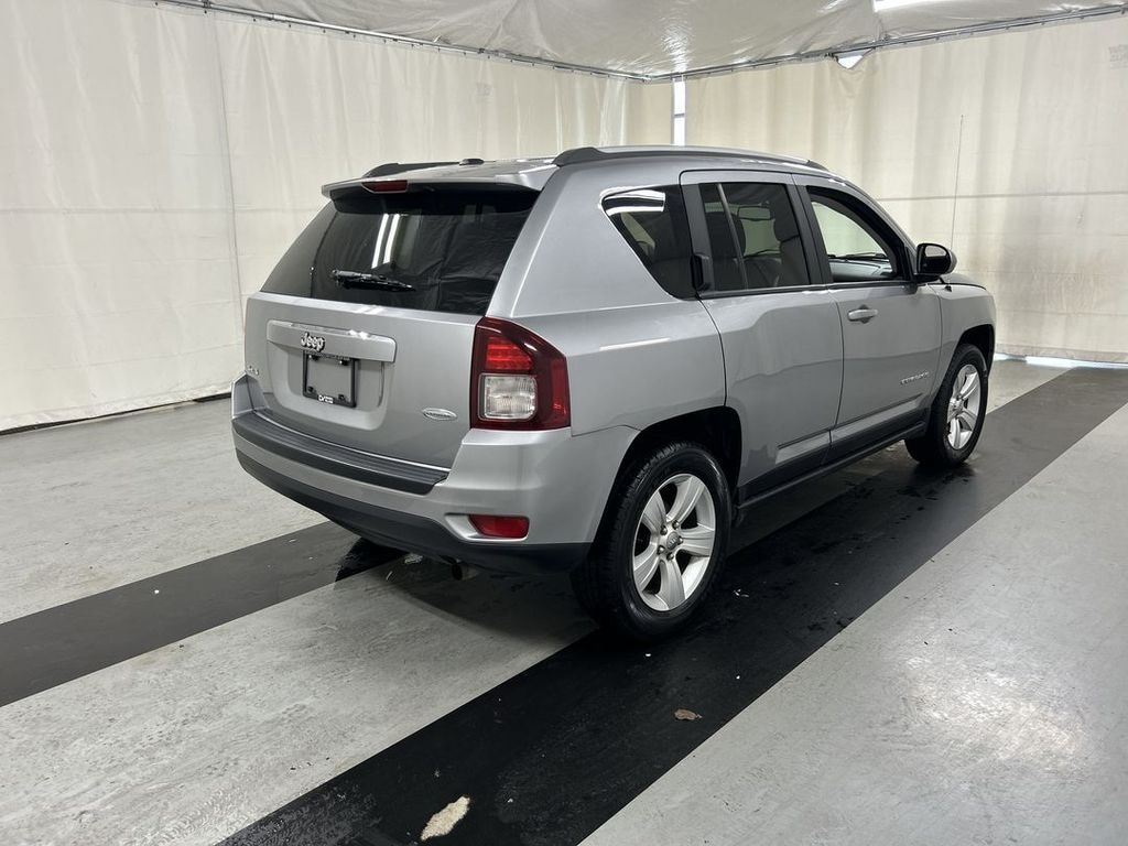 Used 2017 Jeep Compass Latitude 4x4 SUV
