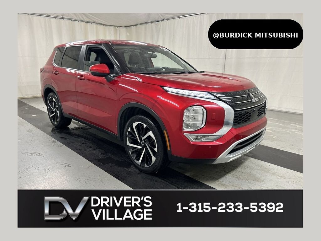Used 2024 Mitsubishi Outlander SE SUV