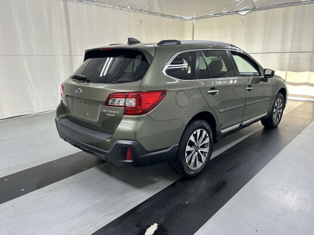 Used 2018 Subaru Outback 3.6R Touring with Starlink SUV
