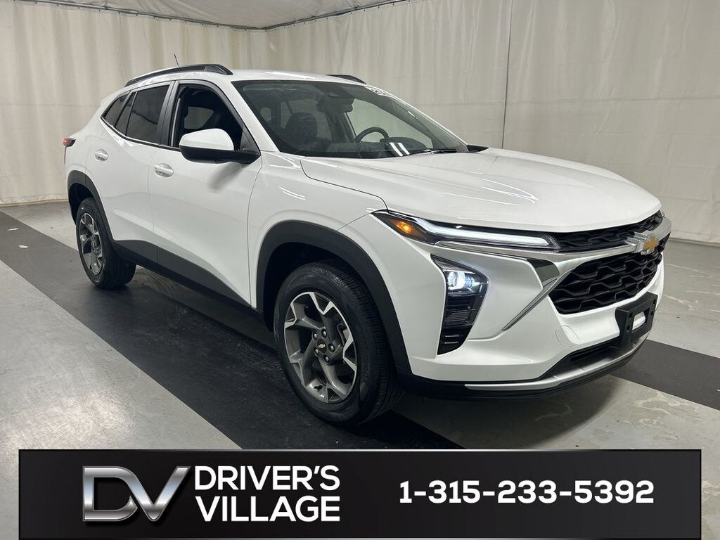 Used 2024 Chevrolet Trax LT SUV