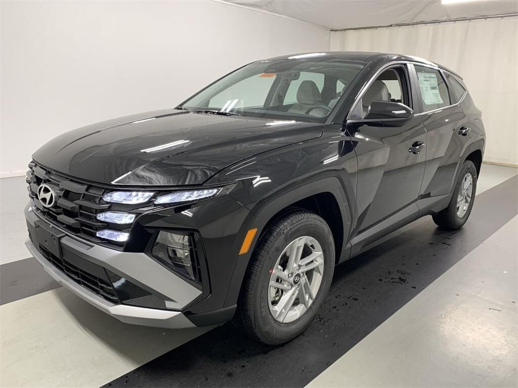 New 2025 Hyundai Tucson SE AWD SUV