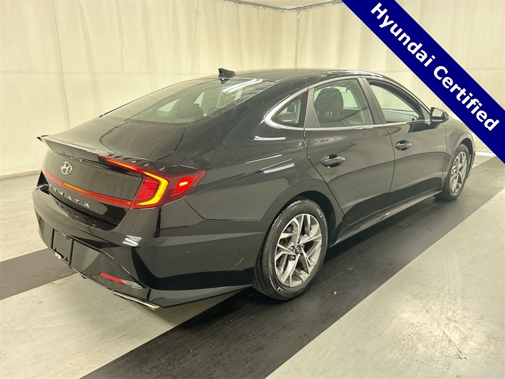 2023 Hyundai Sonata SEL photo 2