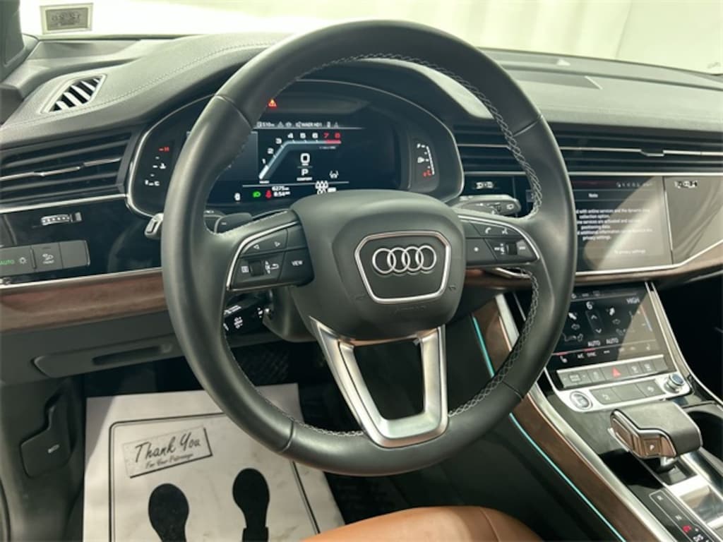 Used 2025 Audi Q7 45 Premium SUV