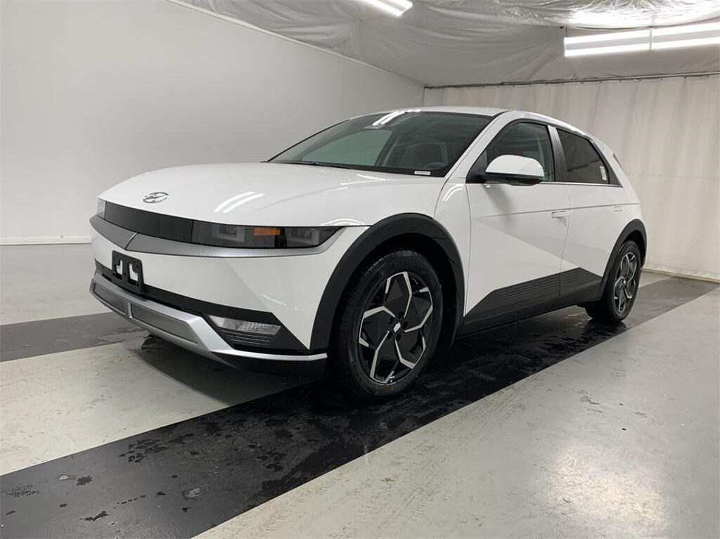 New 2024 Hyundai IONIQ 5 SEL SUV