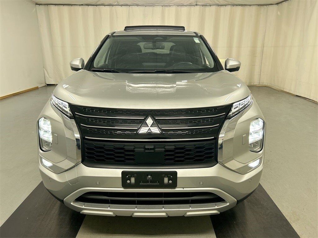 Used 2023 Mitsubishi Outlander SE SUV