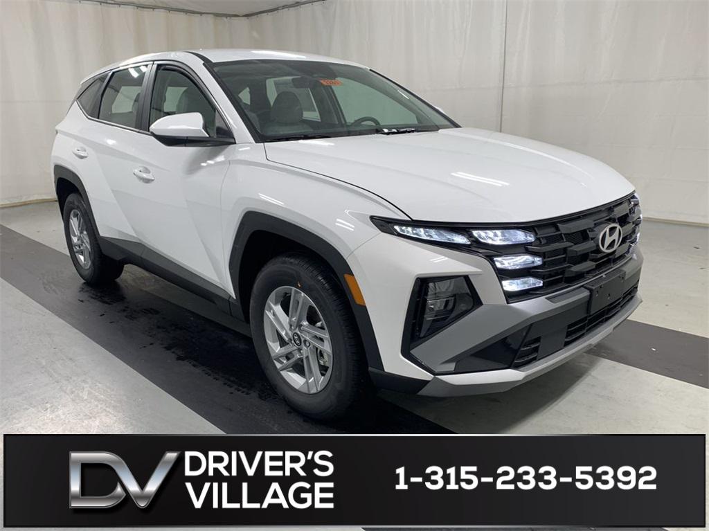 2025 Hyundai Tucson SE's photo