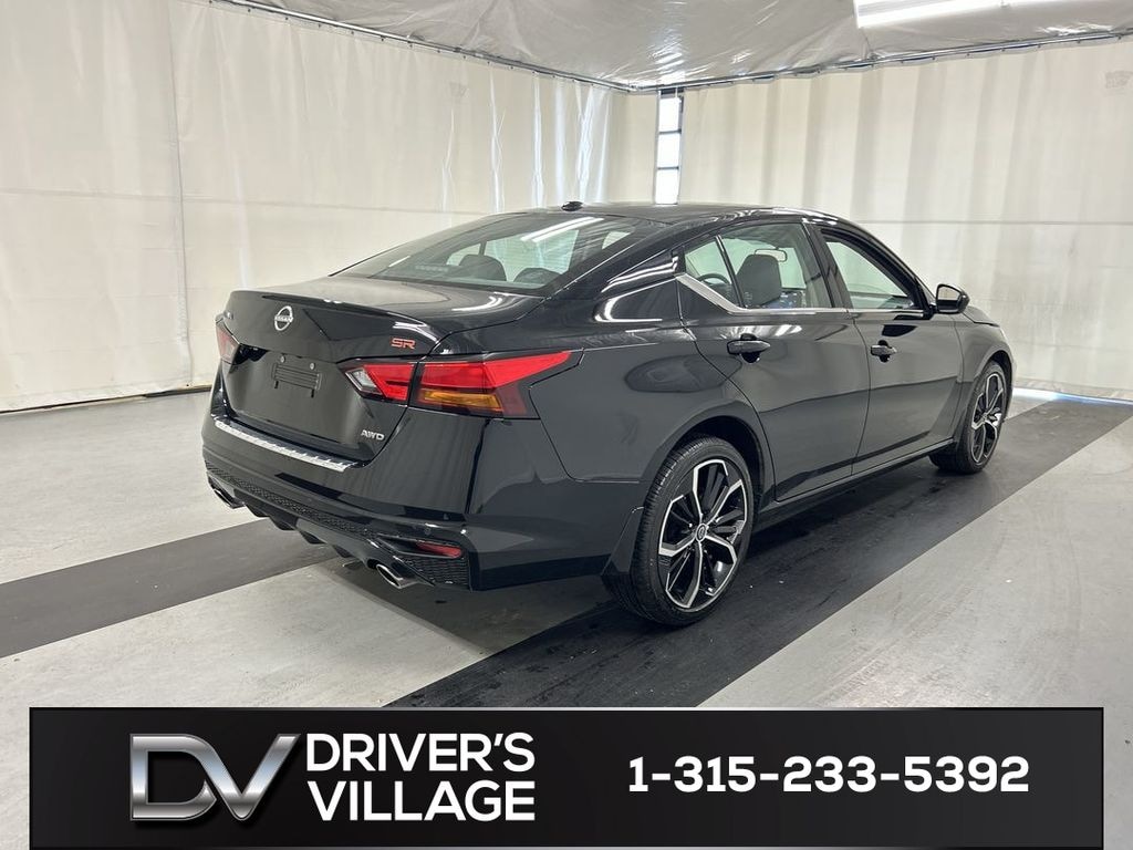 Used 2023 Nissan Altima 2.5 SR Sedan