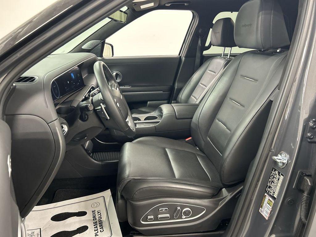 2026 Hyundai Palisade Calligraphy - Photo 9