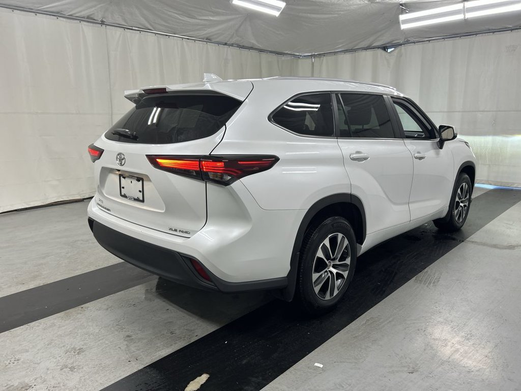 Used 2024 Toyota Highlander XLE SUV