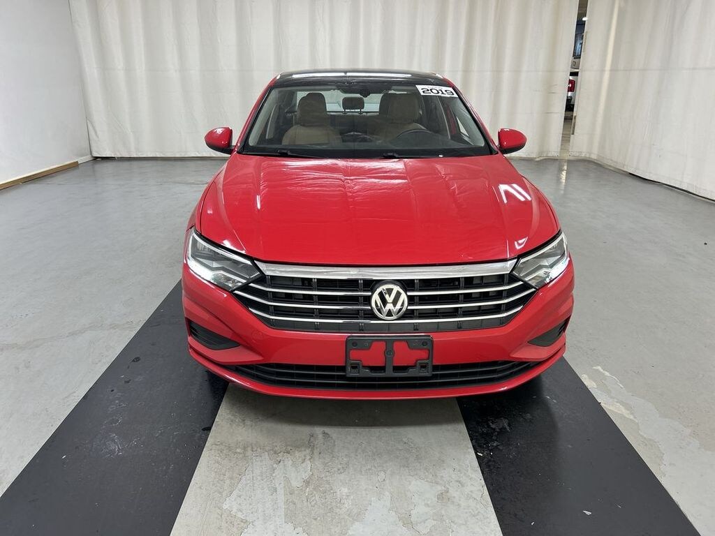 Used 2019 Volkswagen Jetta 1.4T SE Sedan