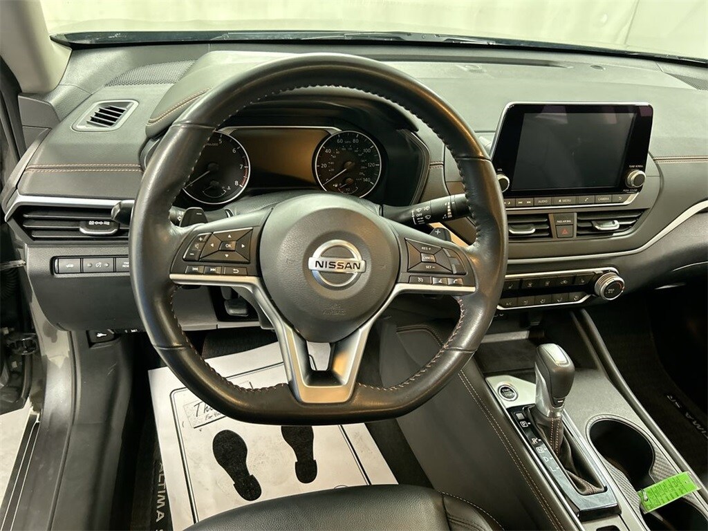 Used 2022 Nissan Altima 2.5 SR Sedan