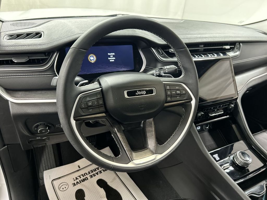 Used 2023 Jeep Grand Cherokee Limited SUV