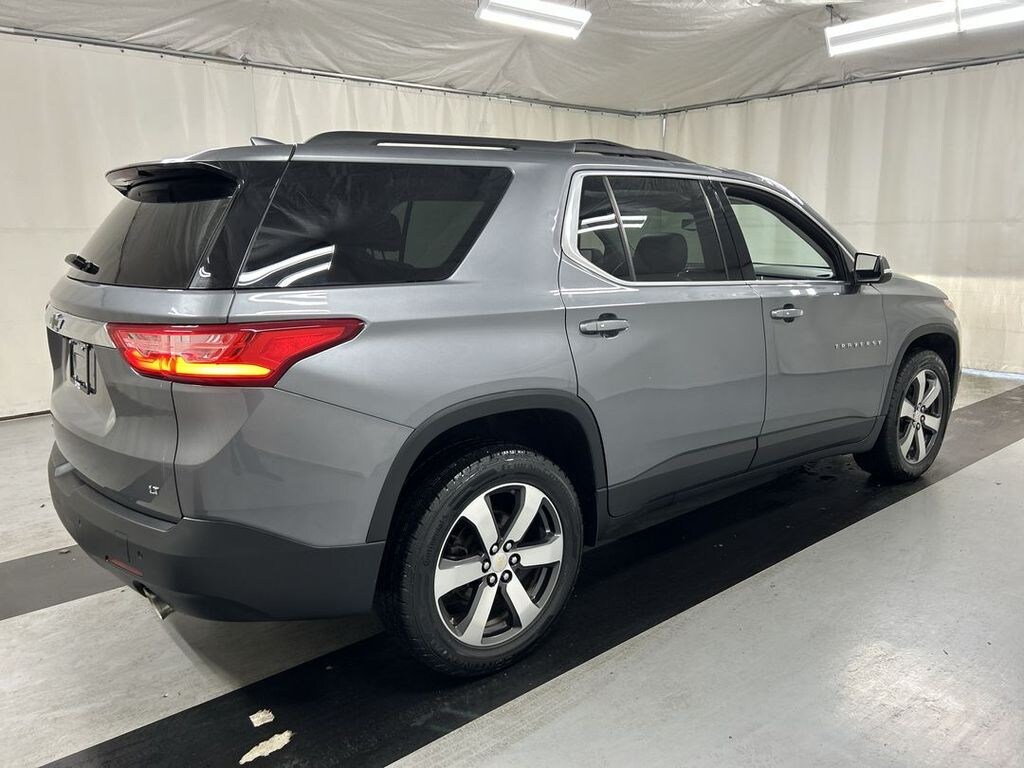 Used 2021 Chevrolet Traverse LT Leather SUV