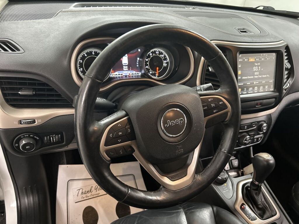 Used 2017 Jeep Cherokee Limited 4x4 SUV