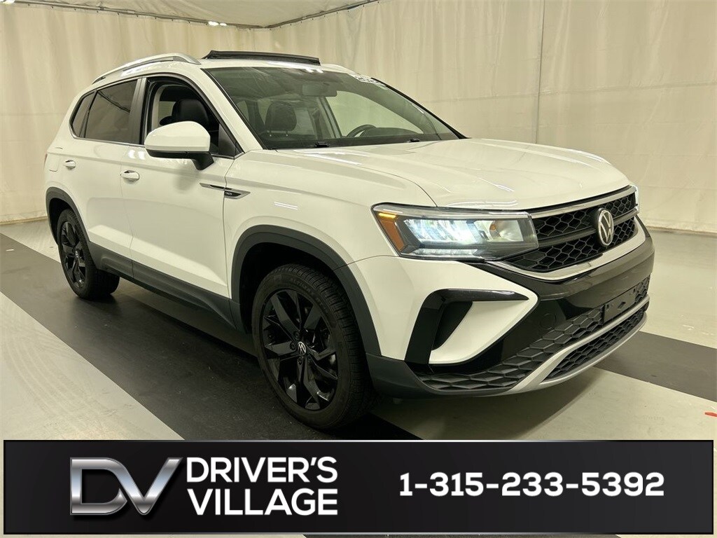 Used 2022 Volkswagen Taos 1.5T SE 4MOTION SUV