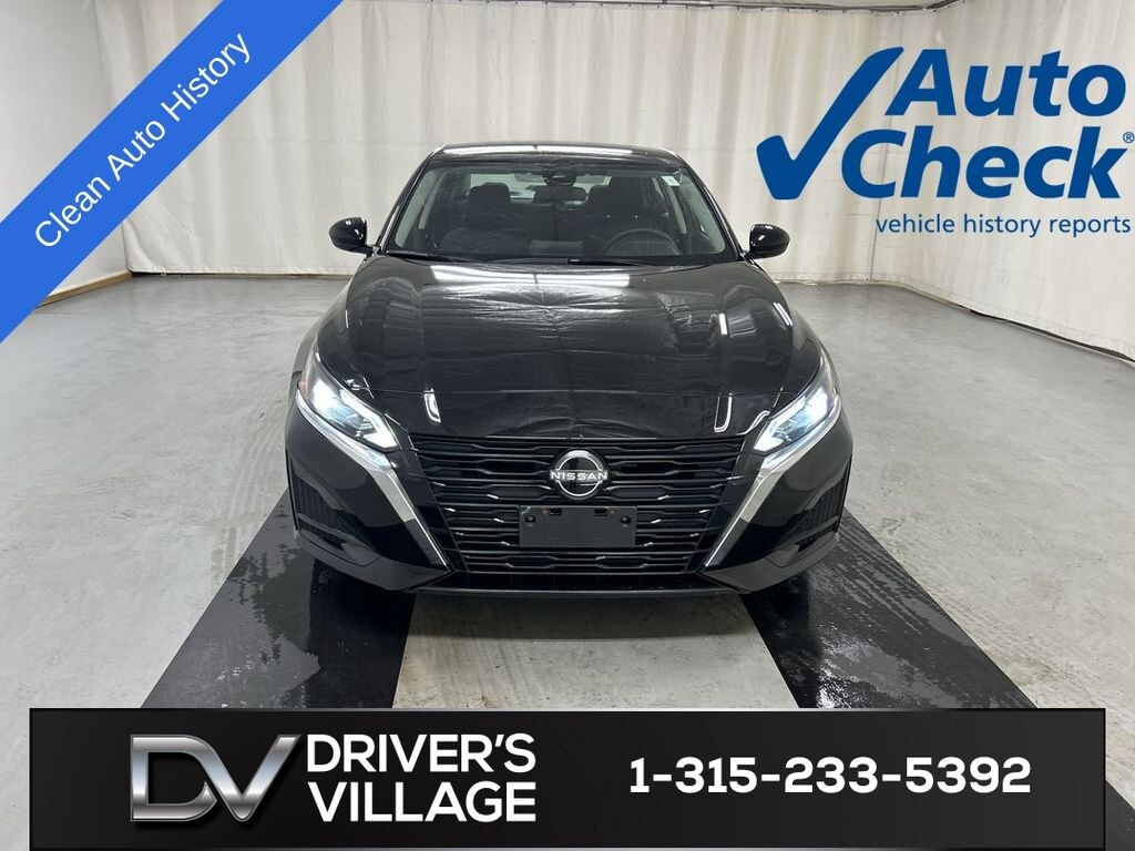 Used 2023 Nissan Altima 2.5 SV Sedan