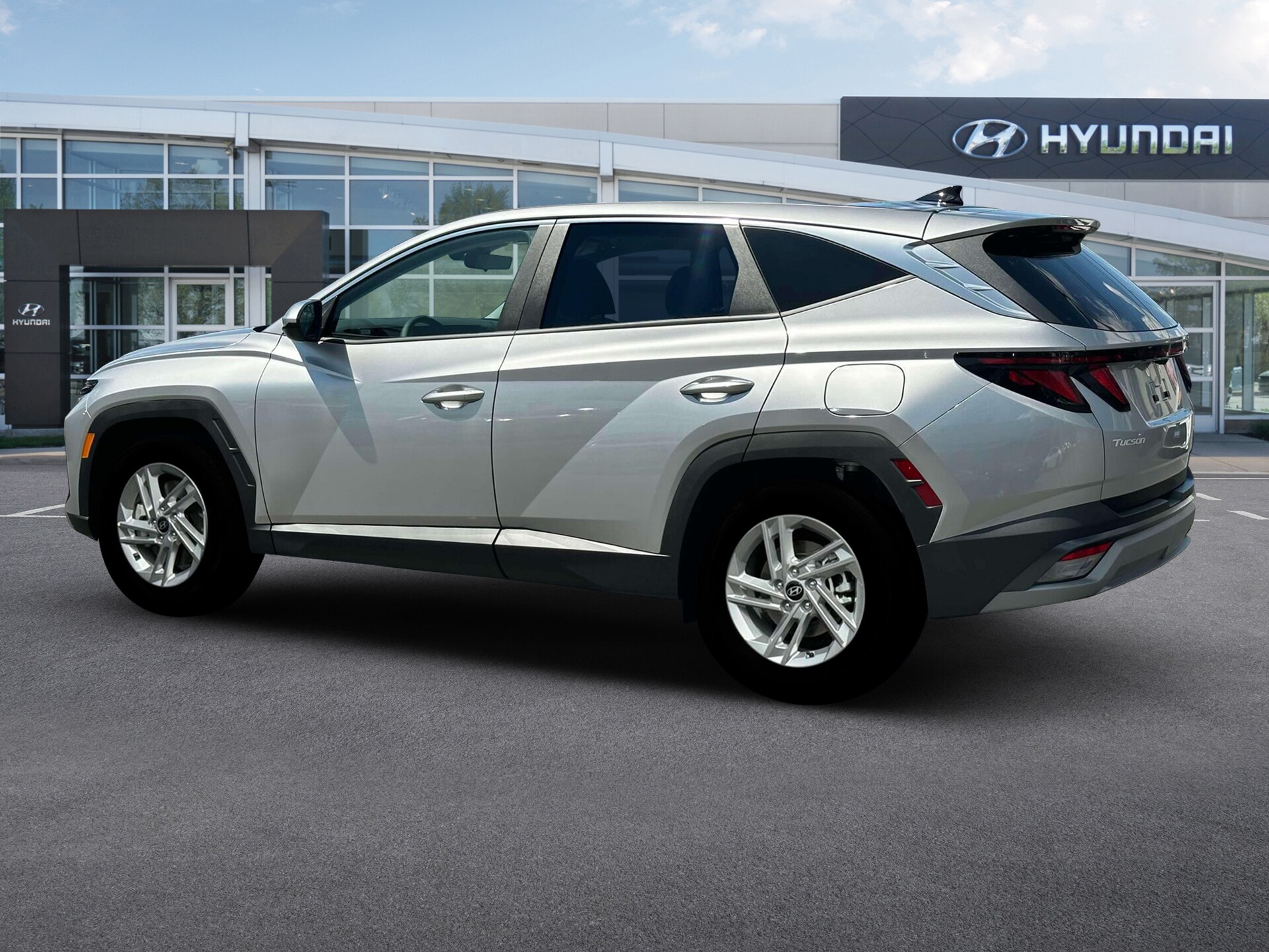 2025 Hyundai Tucson SE photo 4