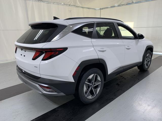 2025 Hyundai Tucson SEL photo 2