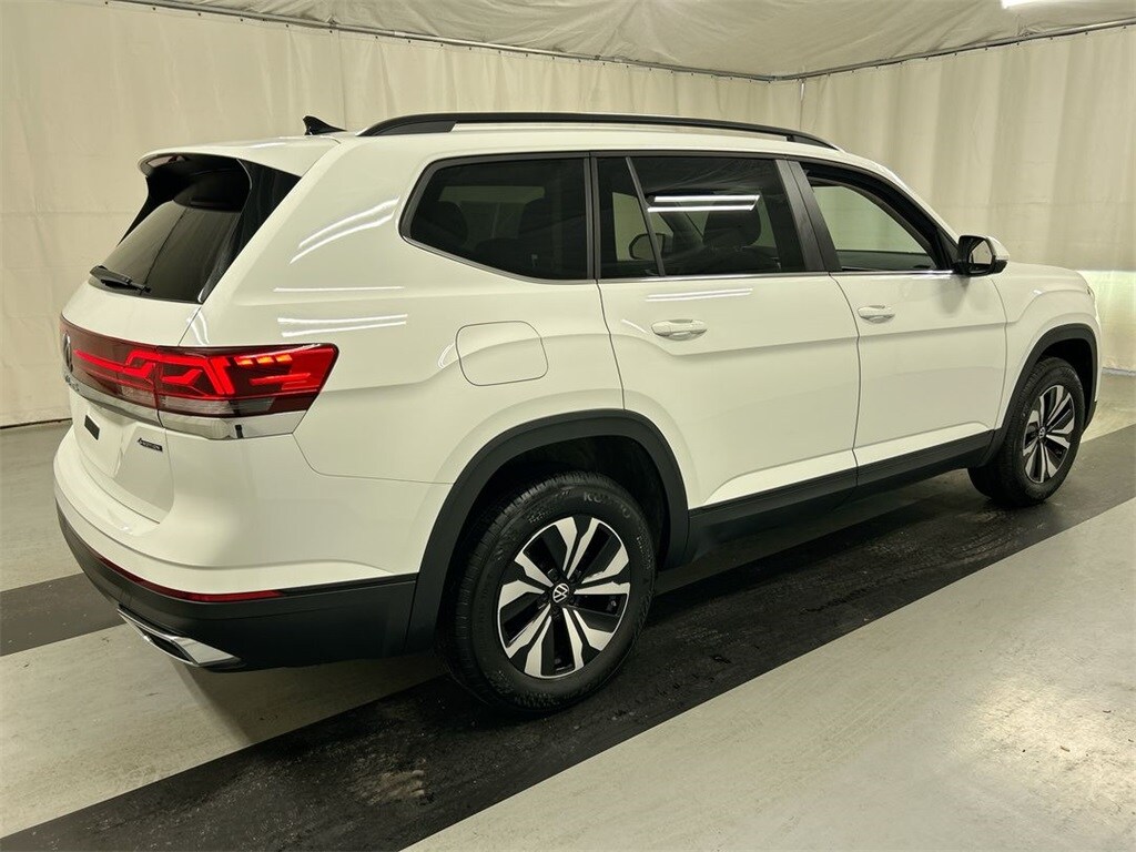 Used 2025 Volkswagen Atlas 2.0T SE SUV