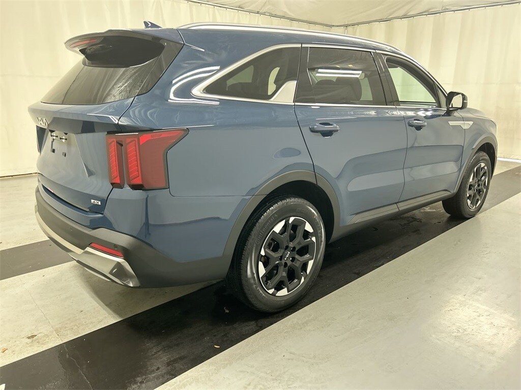 Certified 2025 Kia Sorento S SUV