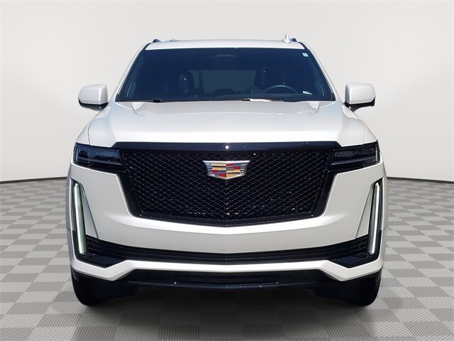2024 Cadillac Escalade Sport photo 2