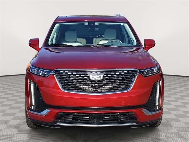 2024 Cadillac XT6 Premium Luxury photo 2