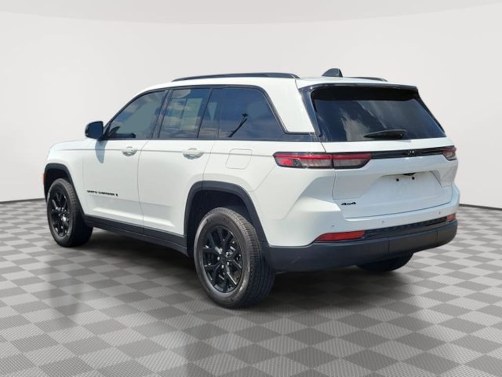 Used 2024 Jeep Grand Cherokee Altitude X SUV
