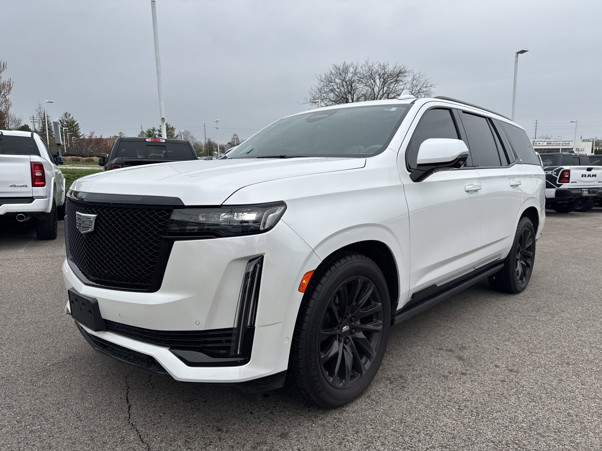 2021 Cadillac Escalade Sport Platinum photo 3