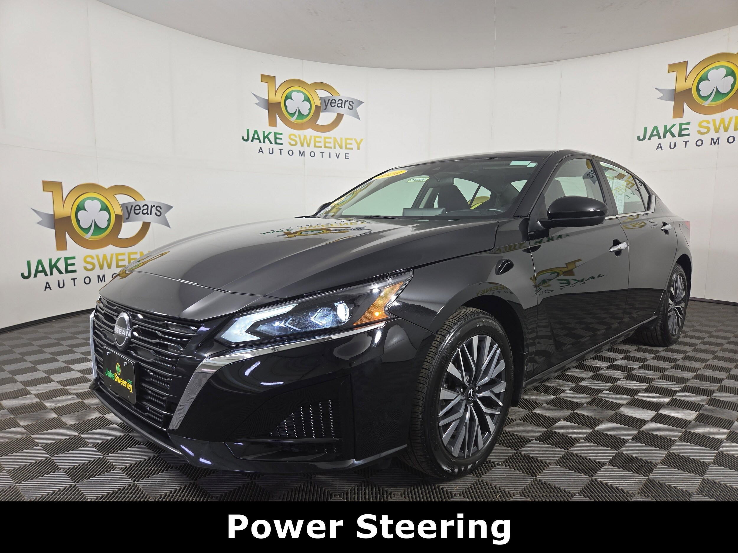 2024 Nissan Altima 2.5 SV photo 3
