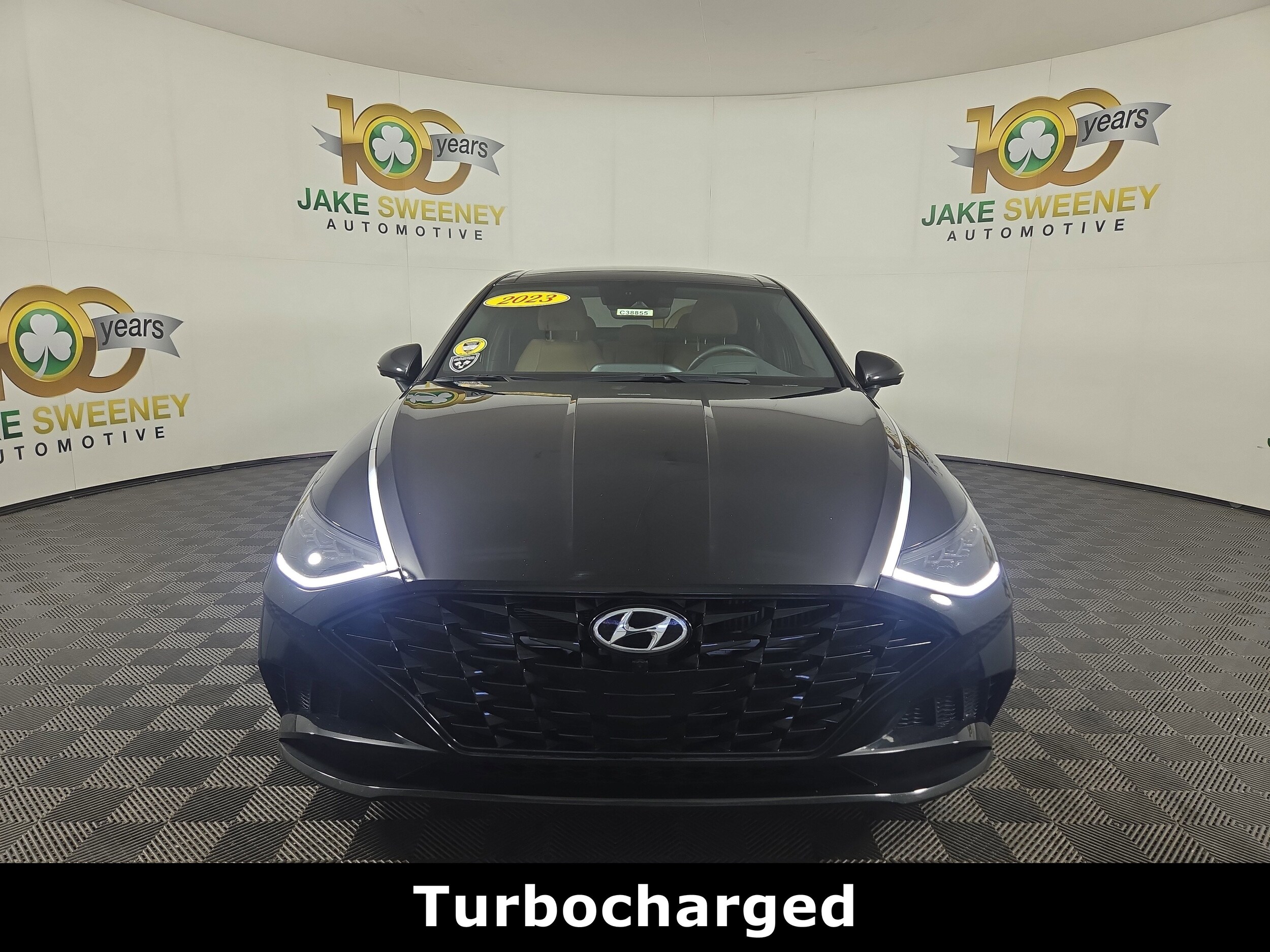 2023 Hyundai Sonata Limited photo 2