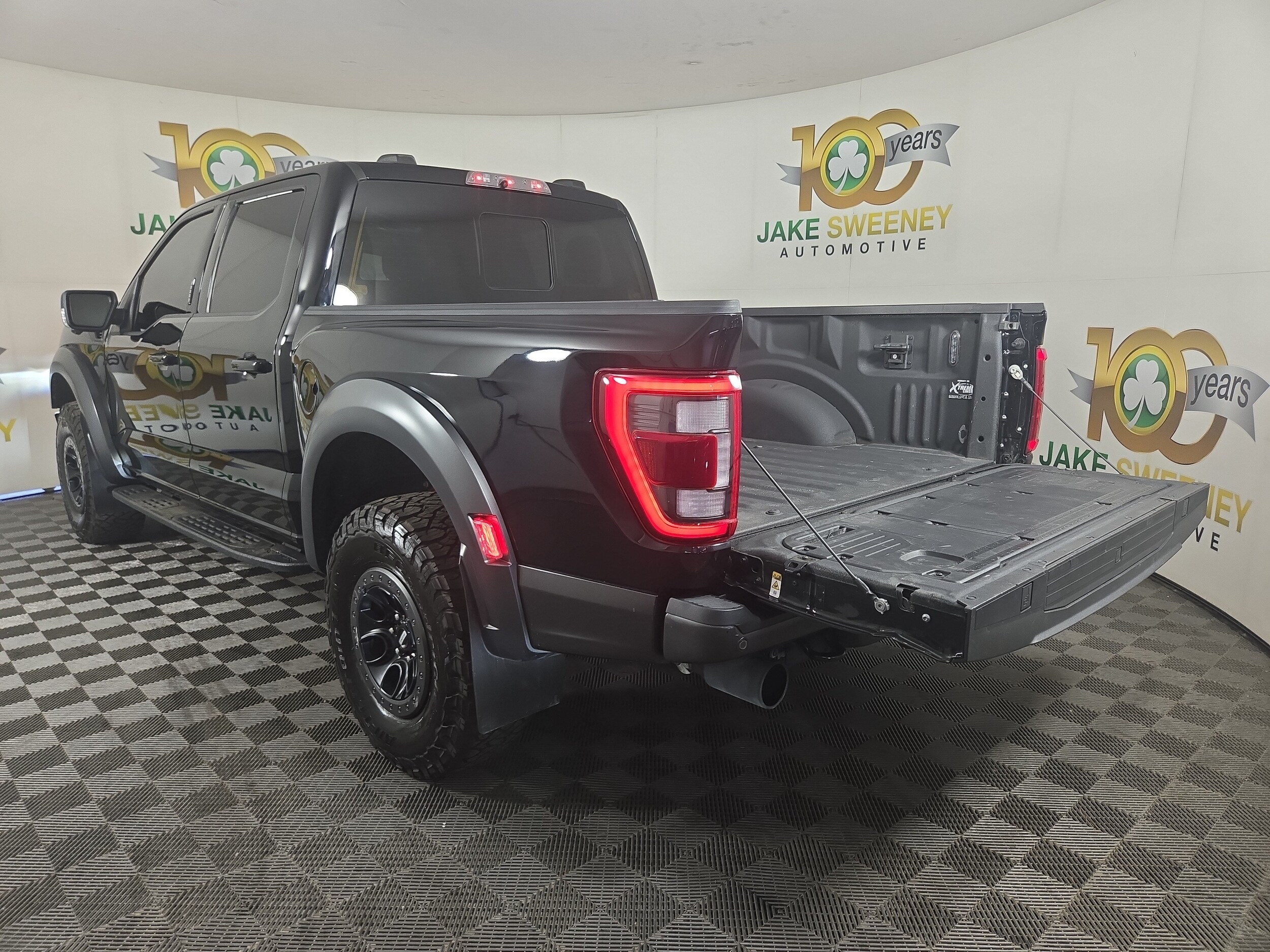 2023 Ford F-150 Raptor - Photo 34