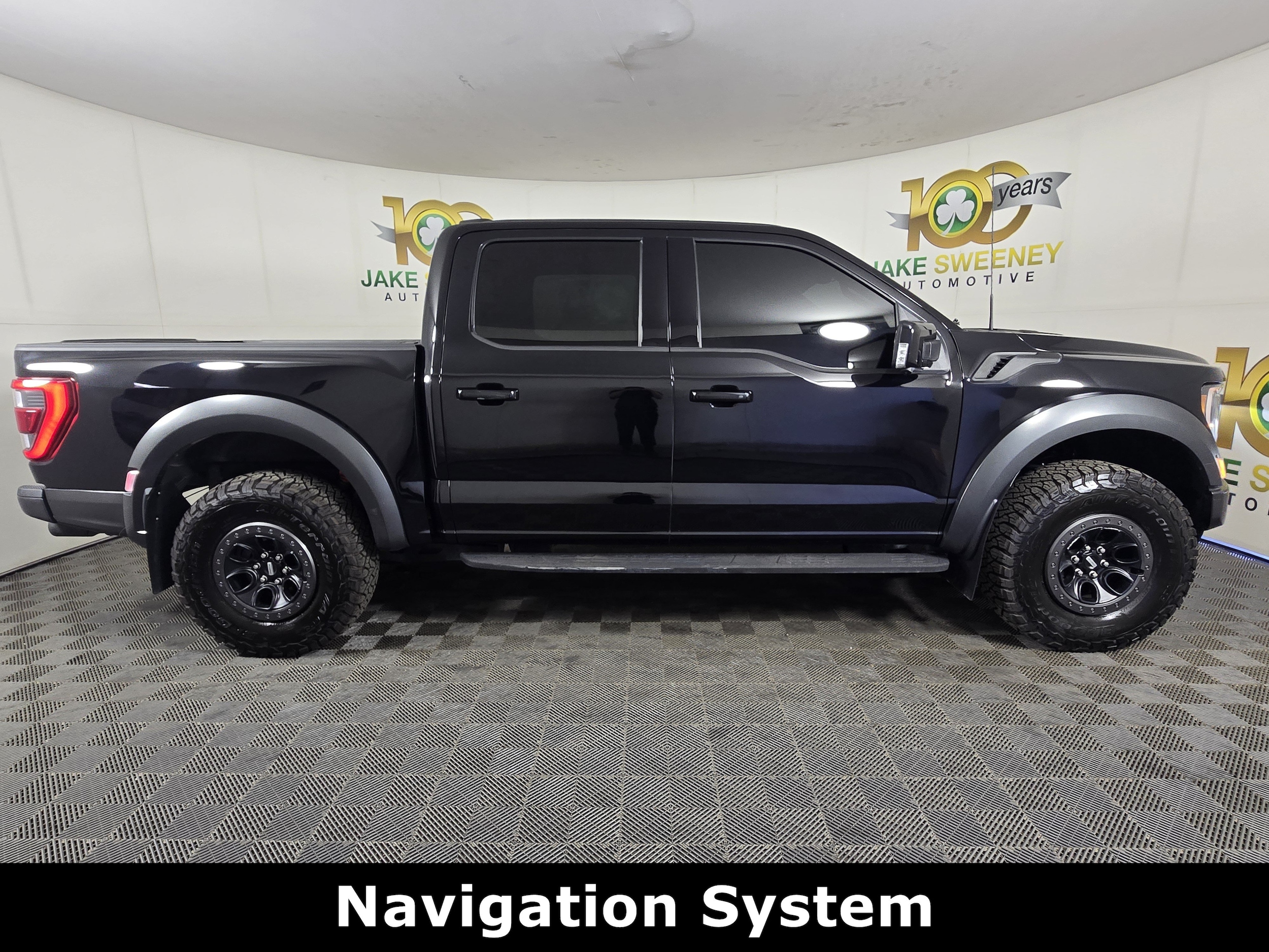 2023 Ford F-150 Raptor - Photo 11
