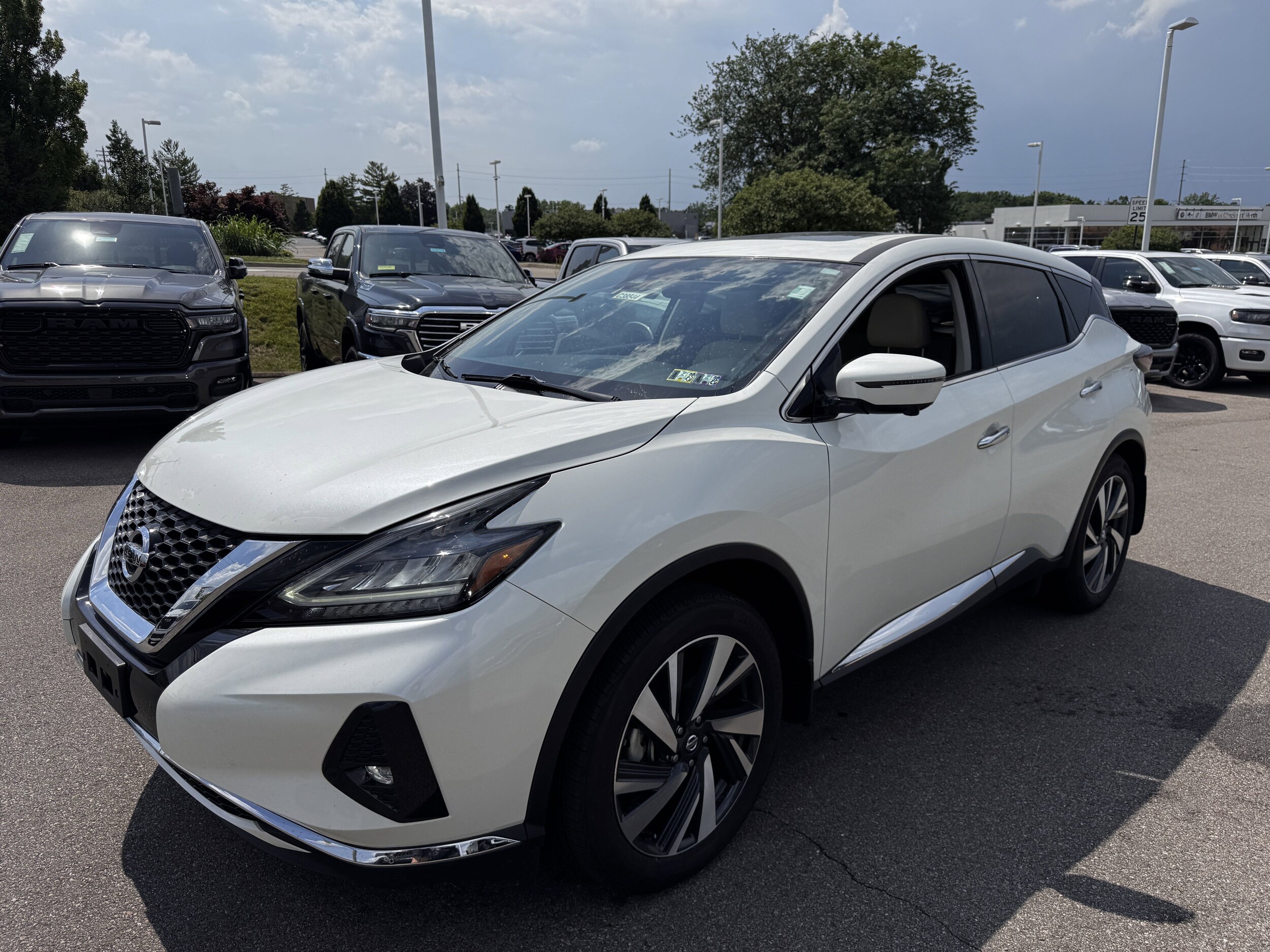 2022 Nissan Murano SL photo 3